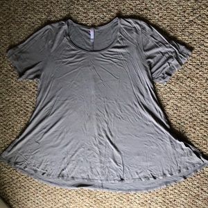 Used LulaRoe Perfect Tee 3xl Solid Gray
